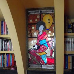 Vidrieras figurativas artesanales y personalizadas