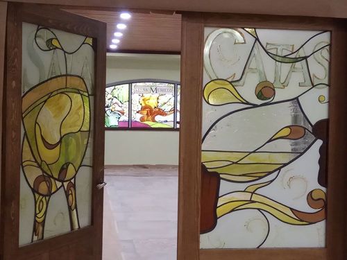 Diseño de vidrieras para Bodegas Murillo