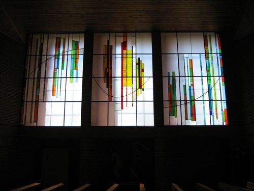 Fabricación artesanal de vidrieras religiosas para iglesias y capillas